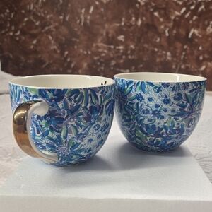 2-Lilly Pulitzer Hidden Cat Floral Blue and Green 12 oz Mugs